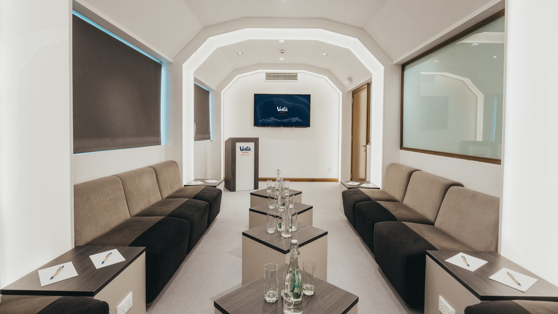 Voilà Incubator meeting room for business meetings in Mauritius