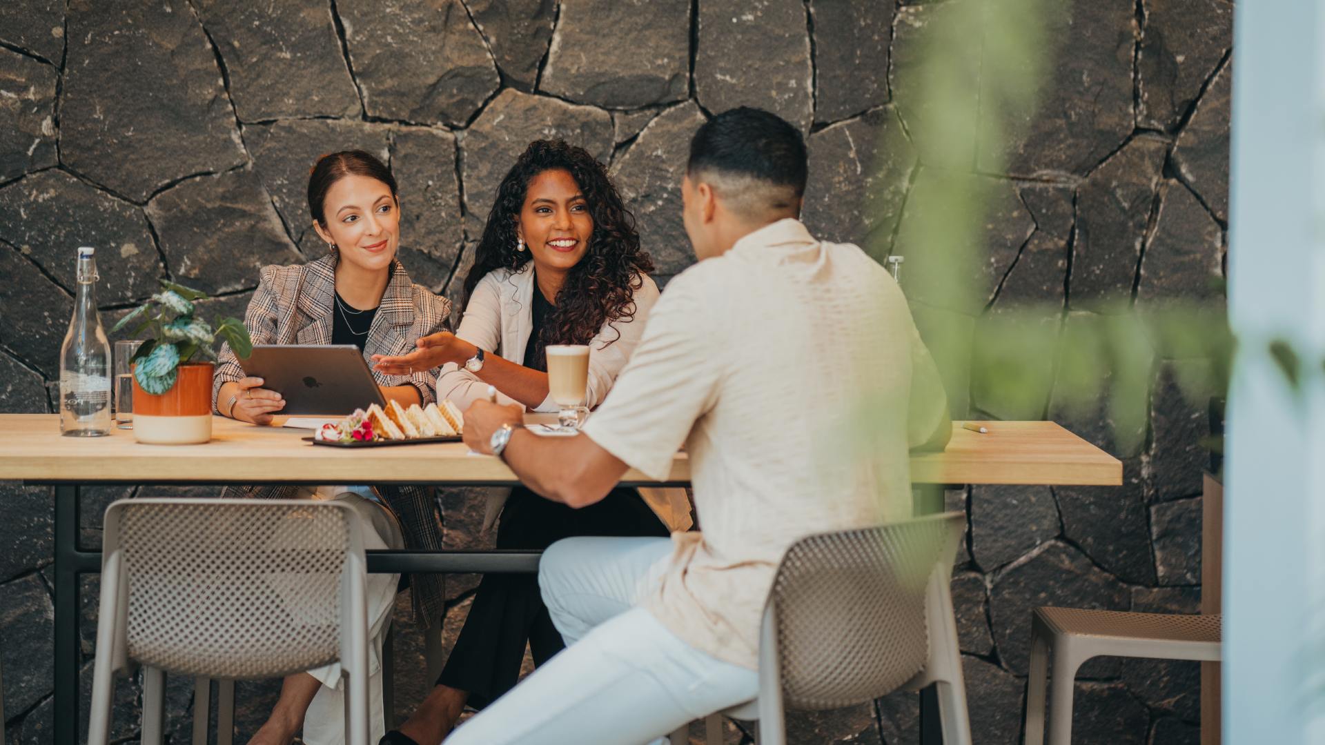 Networking with other digital nomads and business professionals at Voila Hotel in Mauritius