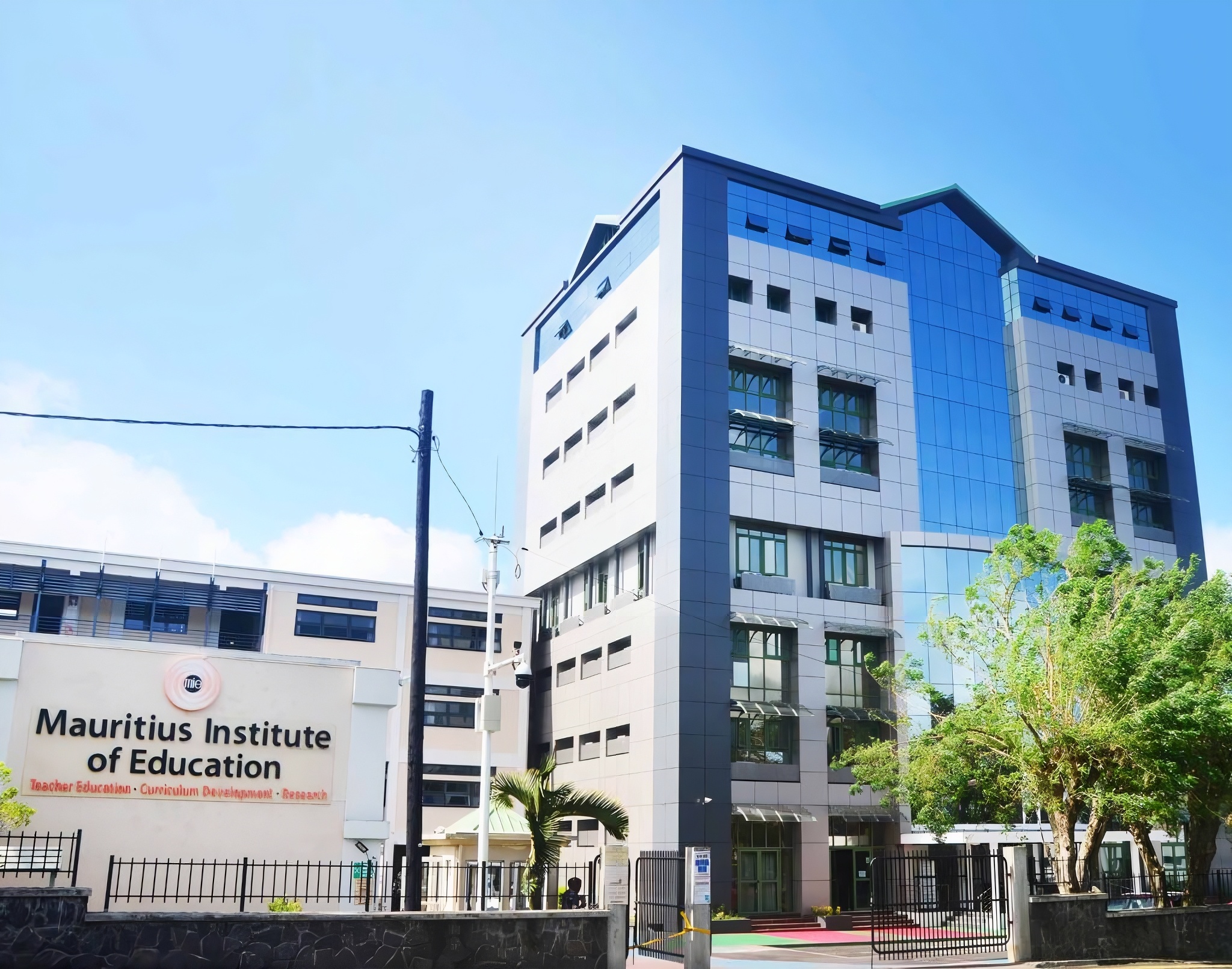 MIE Mauritius Teacher Training Centre offering professional education and training programs for teachers in a modern learning environment