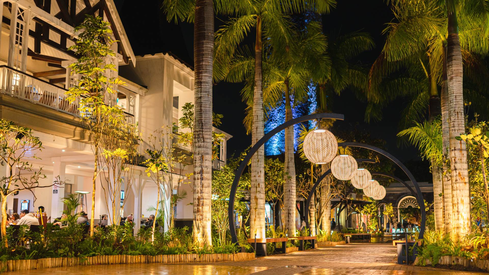 Centre commercial Bagatelle à Moka, île Maurice, offrant shopping et loisirs